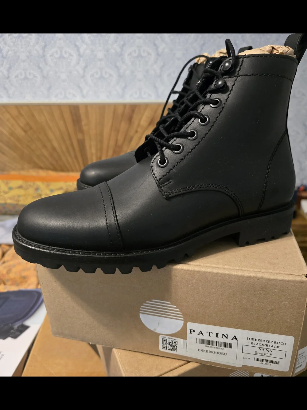 Men's Black Lace-Up Breaker Boots Sz 10.5